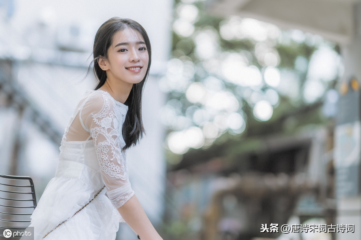 关于青春的诗句名言（描写美好青春的诗句或名言）