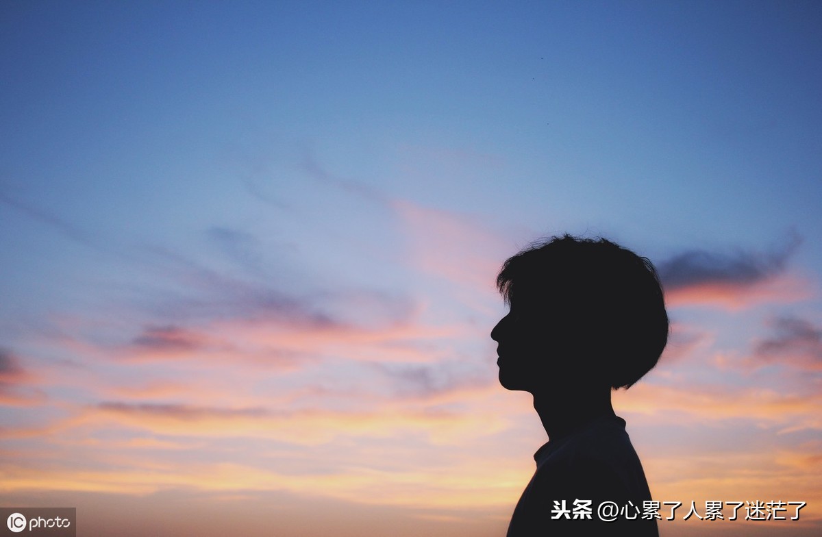 分离的句子说说心情短语（一起工作的同事离别语句）