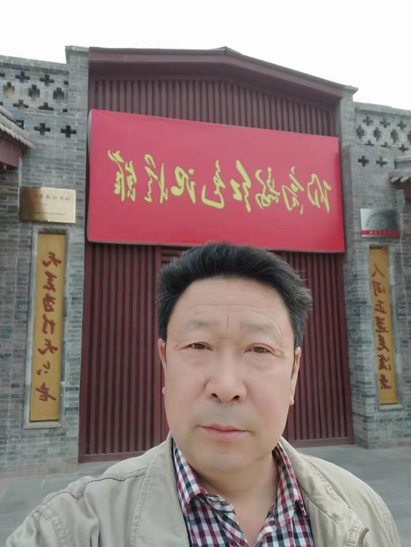 父亲节的诗歌短一点（写给父亲催泪的话简短）