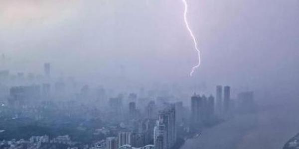 诗雨出自哪首诗（关于描写诗雨的诗句）
