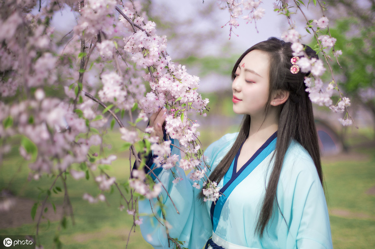 好听的句子唯美短句（经典美句摘抄短句）