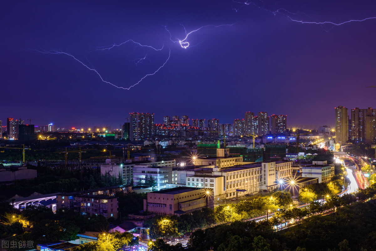 关于雷的诗句和他的赏析（诗经里含雷字的句子）