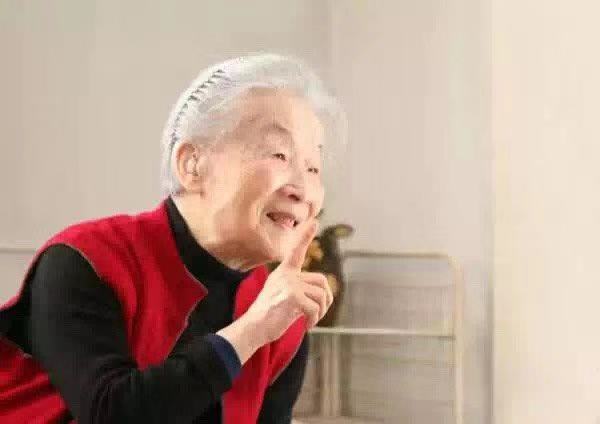 杨绛最经典的一句话关于爱情（杨绛爱情经典语录推荐）