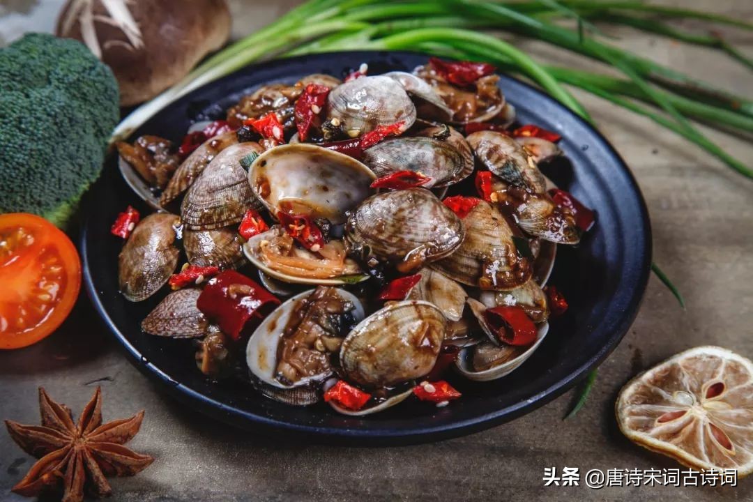 形容美食的句子有哪些(摘抄这70条唯美美食句）