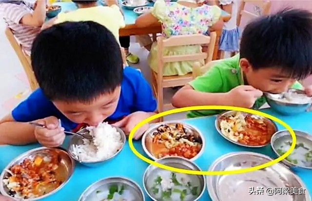 幼儿园介绍美食的句子（表扬幼儿园食谱的句子）