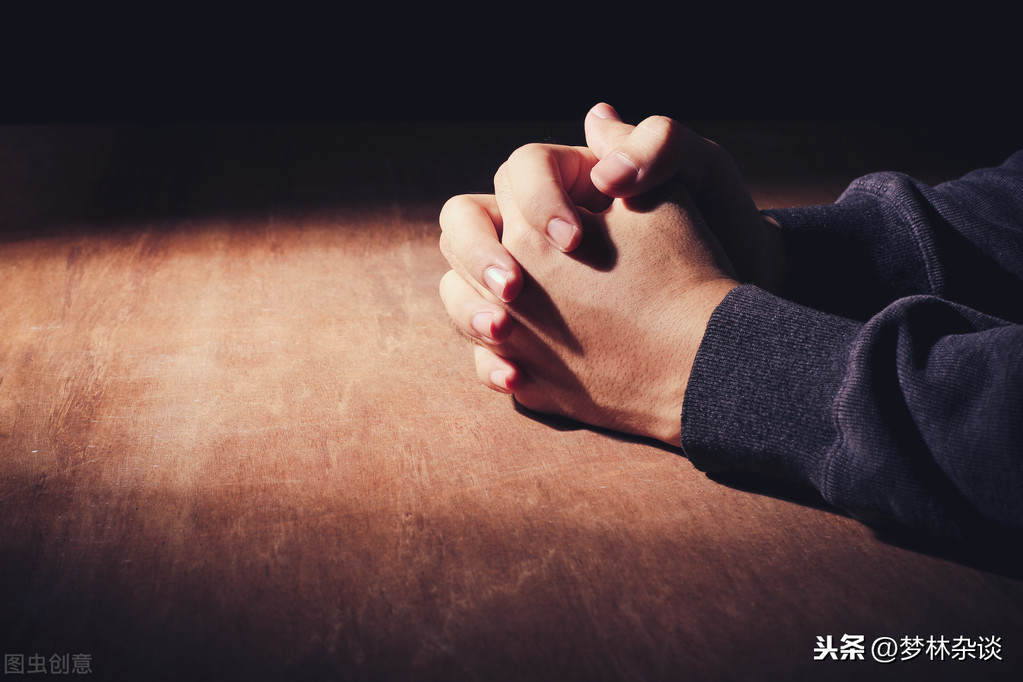 男人的压力经典句子说说（男人正能量激励语）