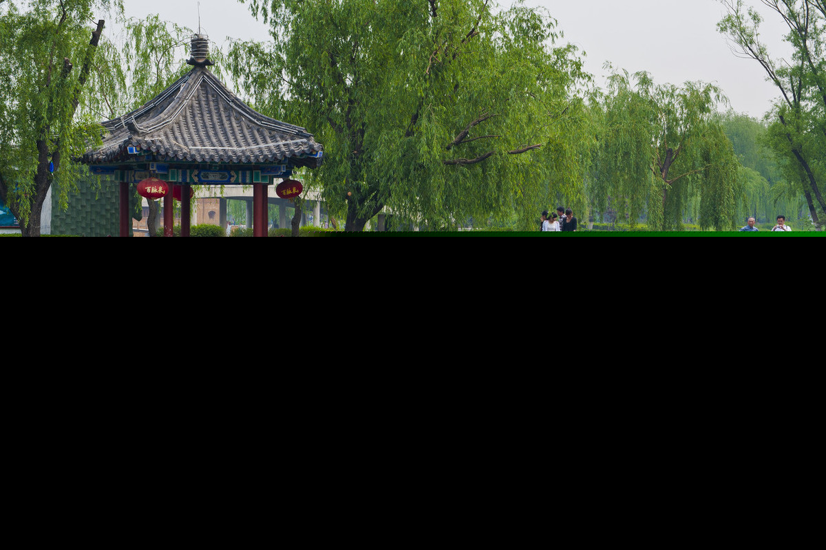 今年花胜去年红的意思（今年更胜往年的诗句）