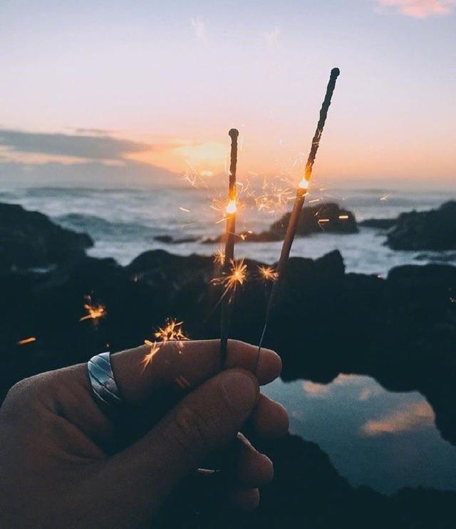 活着很累很压抑的说说（生活很压抑很烦的心情语录）