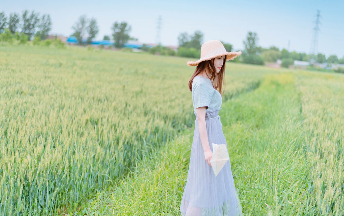 发朋友圈春天的优美句子（最适合发圈的10条春景美句）