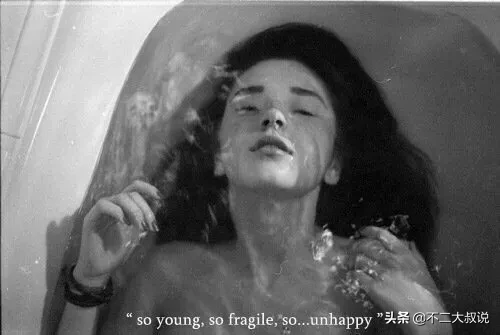 隐晦表达喜欢一个人的句子（暗恋某某的唯美心情说说）