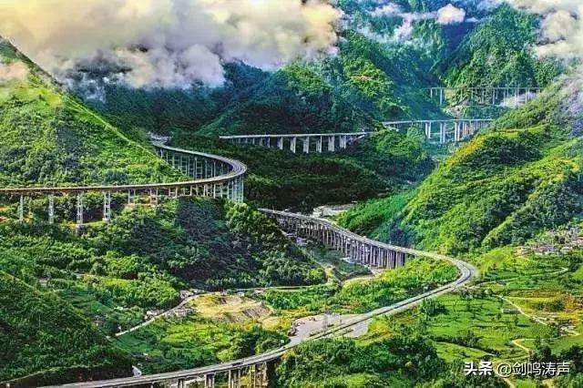 蜀道难的主旨句是什么（蜀道难全文鉴赏）