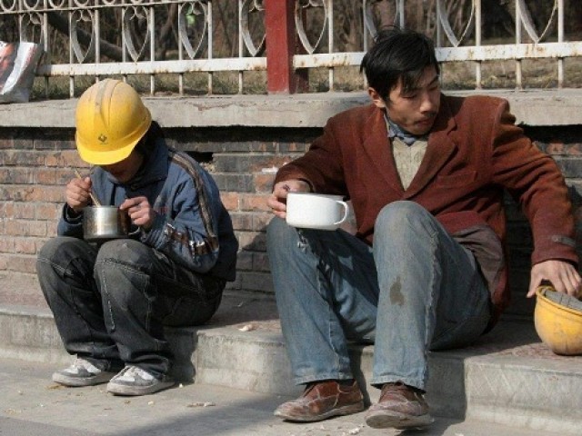身在异乡思念家乡的句子（牵挂家乡亲人的伤感诗句）