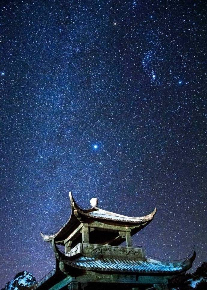 写星星的诗句有哪些（星空意境的唯美句子）