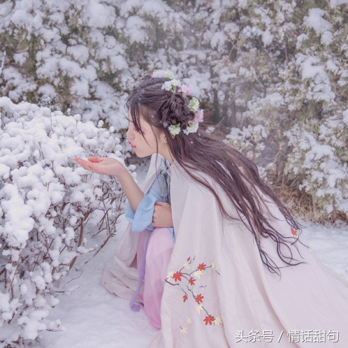 爱情诗句唯美古风（最值收藏的10首最美情诗）