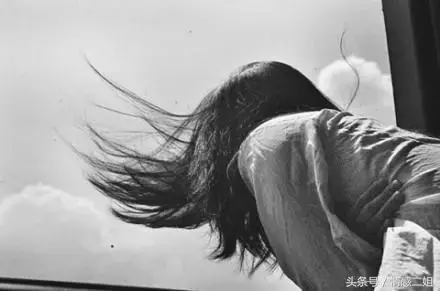 形容自己独特个性的句子（很独特很高冷的句子）