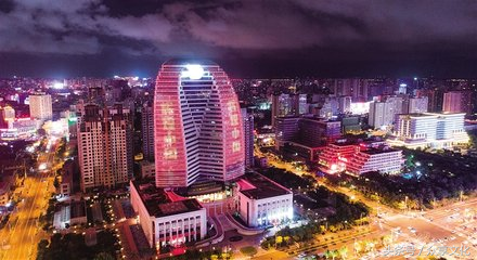 工作到深夜回家的唯美句子（繁忙一天的心情说说）