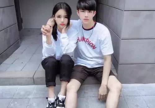 想老婆的甜言蜜语句子（送给老婆的甜蜜情话大全）