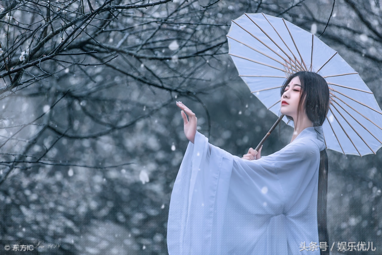 下雪天关于爱情的说说（充满文艺的雪景爱情句）