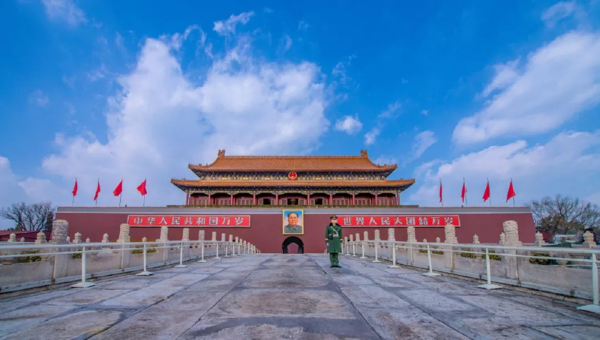 关于热爱祖国的古诗100首（必知这100首爱国诗）