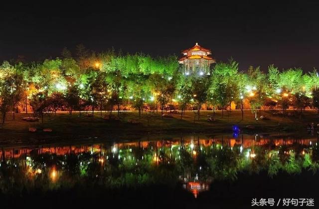 致自己晚安短句子简单图片（最适合发圈的晚安语录）