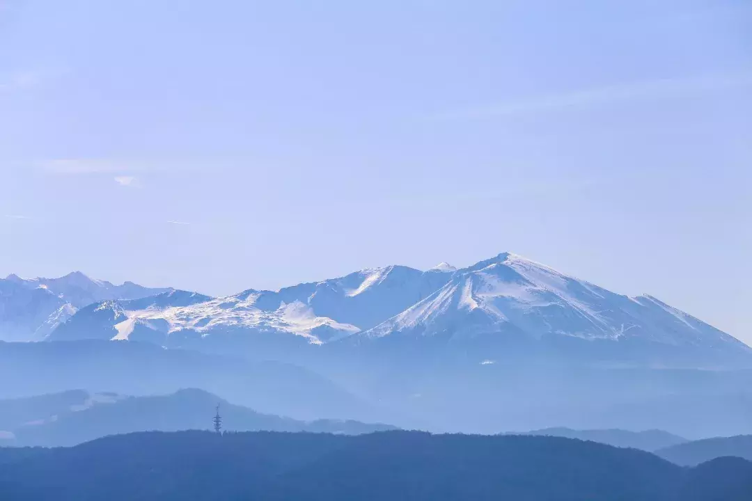 爱国诗句有哪些（表达对家国情怀的古诗）