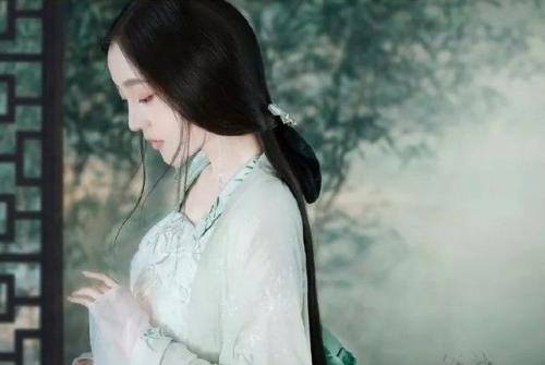对感情彻底死心的诗句有哪些（关于感情的伤心古诗词大全及背景）