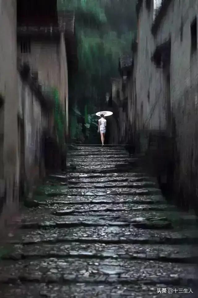 春天的现代诗歌13首（关于春天的短诗歌）