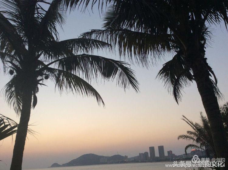 心情不好面朝大海心情的说说（伤感有内涵的心情语录）