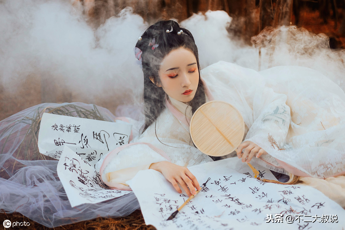古言小说里最虐心的句子（最值摘抄的60条虐心美句）