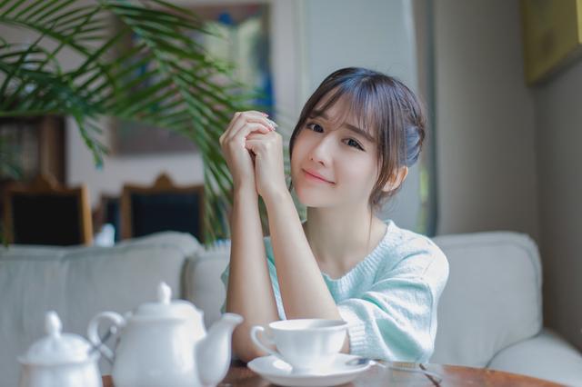 关于爱心的句子唯美简短（描写爱心的优美句子摘抄）