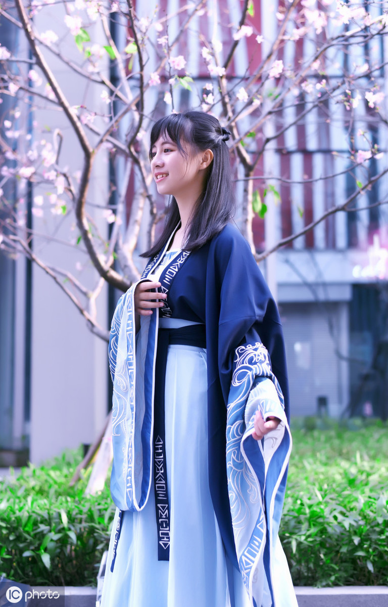 短篇优美抒情散文600字（涤荡心灵的优美抒情文）