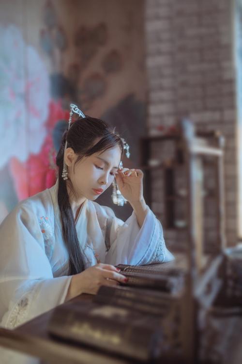 鹧鸪天代人赋辛弃疾词（很小众却很惊艳的诗）