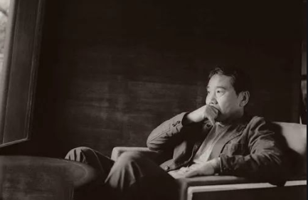 村上春树作品集名句爱情（描写爱情的6句名言警句）