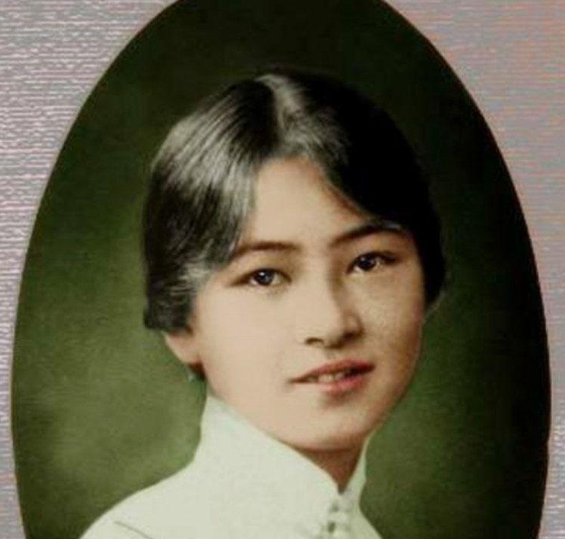 徐志摩的爱情故事（徐志摩三段感情故事）