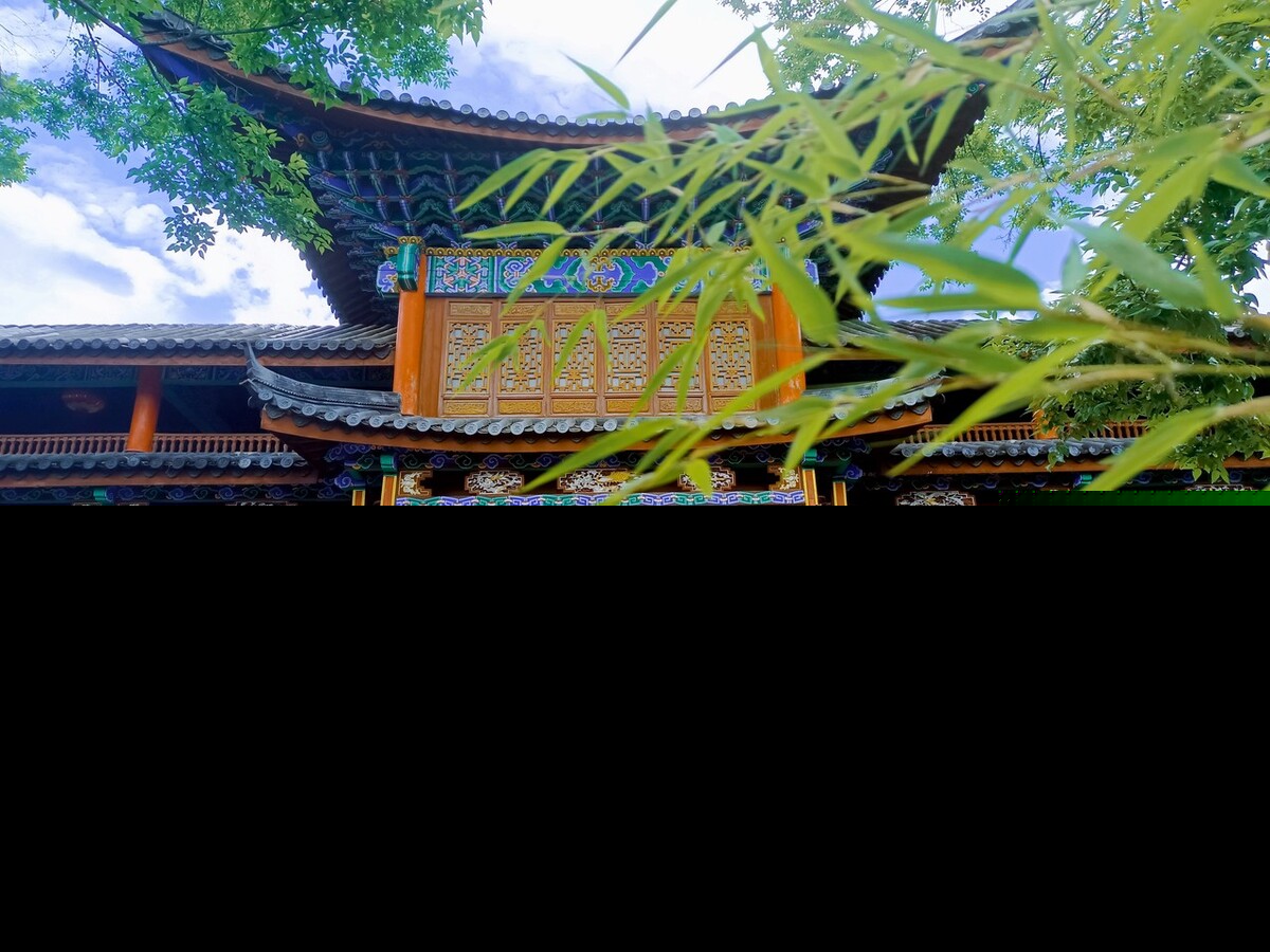 关于道家豁达的诗词（赞美道教的诗词）