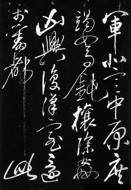 出师表古诗文网原文（鉴赏出师表全文及背景）