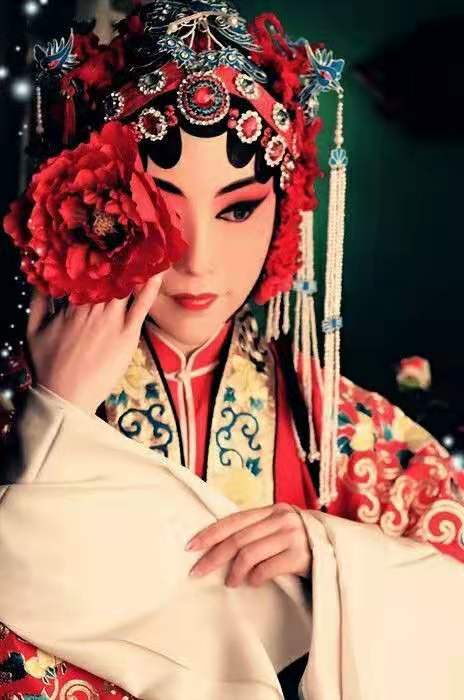 人生只如初见的唯美诗句（爱若只如初见的9首古诗）