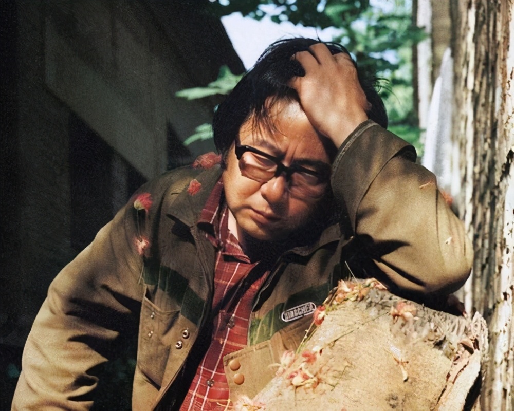 平凡的世界开头一段话赏析（平凡的世界经典句子摘抄大全）