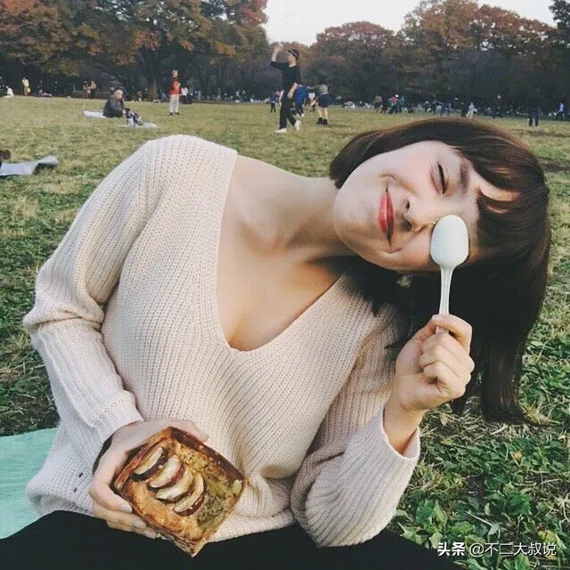 隐晦表达喜欢一个人的句子（暗恋某某的唯美心情说说）