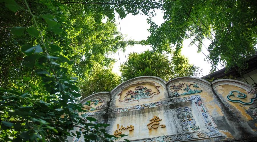 经典看淡人生的诗句图片（看淡一切的洒脱诗句）