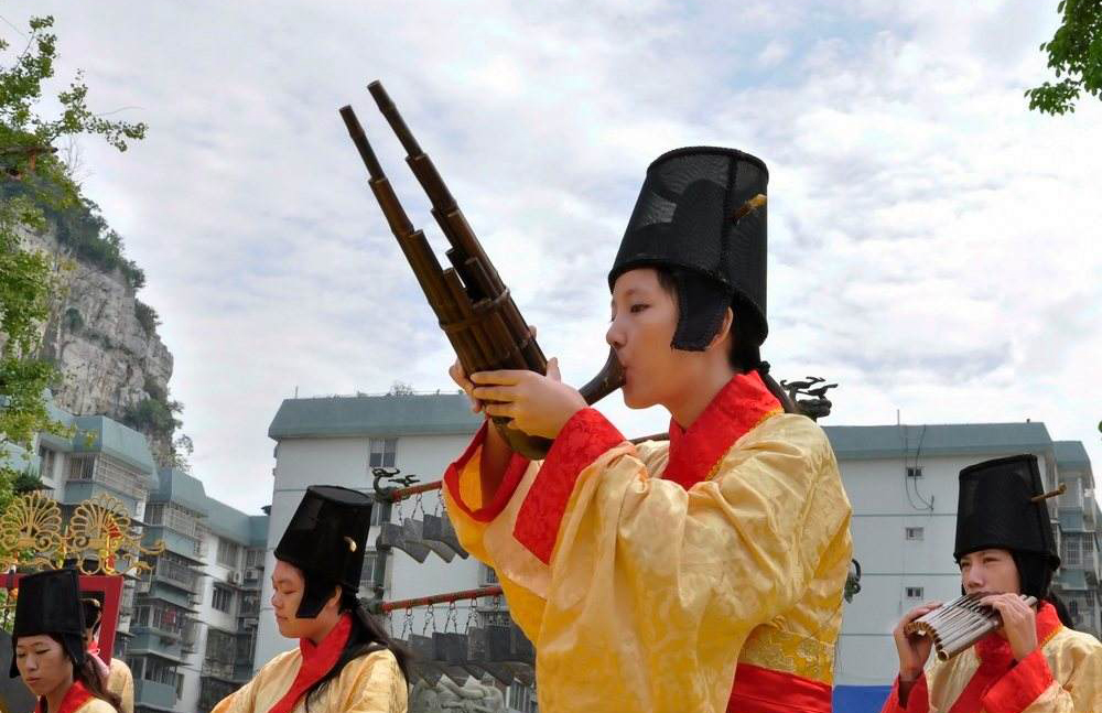 什么而不什么成语（带有而不的成语）