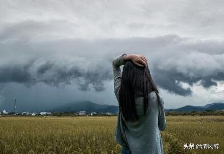 爱情失败人生感悟语句（伤感痛心的爱情语录）