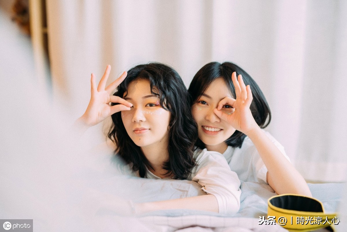 闺蜜聚会适合发朋友圈的文字（感恩闺蜜情谊的心情说说）