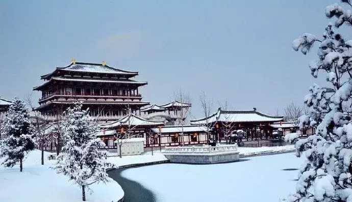 关于冬至的诗有哪些（冬至的诗句古诗简短）