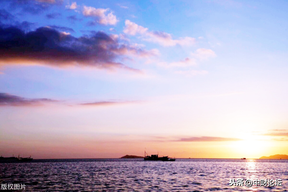 关于海风的唯美短句（赞美海浪海风的美句）