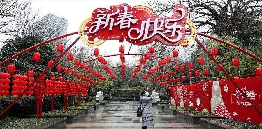 刻舟求剑的道理10字（刻舟求剑二年级阅读理解）