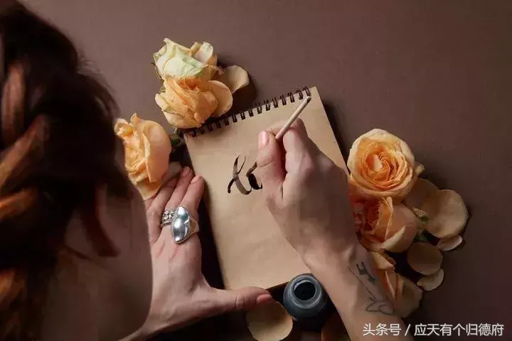 形容物业服务用心的句子（物业送给业主的暖心话语）