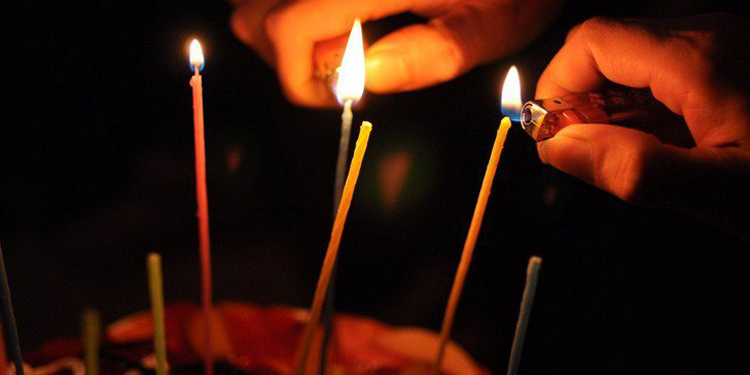 送给爱人感动会哭的生日祝福语（最感人的60条生日祝福语）