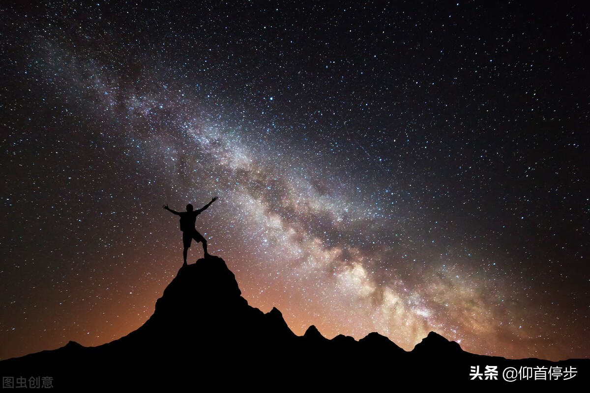 适合摘抄的现代诗简短（简短优美的现代诗）