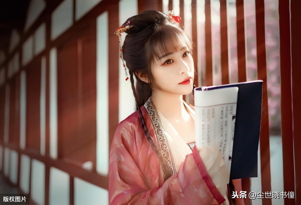 蝶恋花李清照翻译（蝶恋花全诗诗意解读）